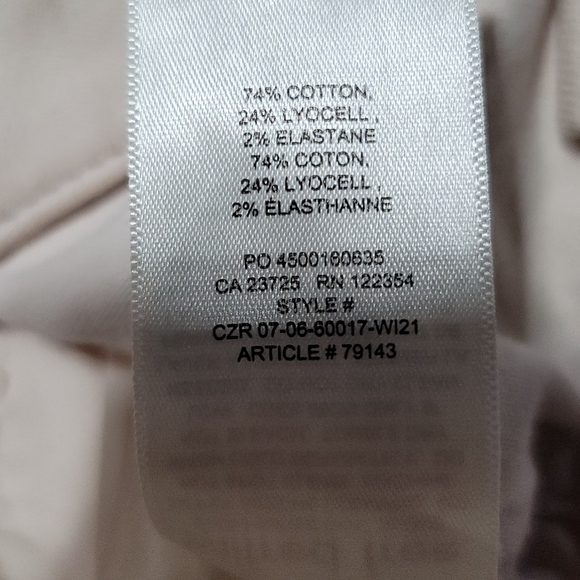 Aritzia Wilfred Free Straight Leg Cargo Pants - Picture 5 of 7